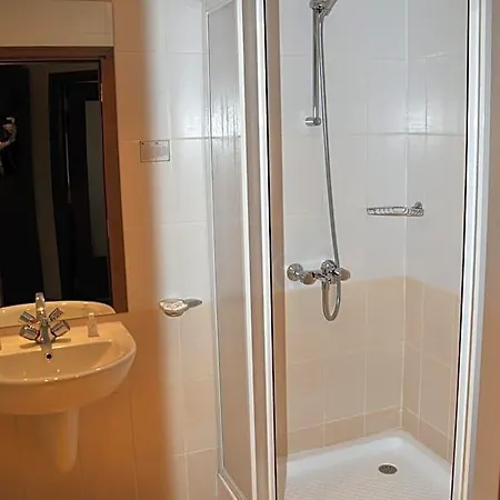 فندق Park Guest 3*
